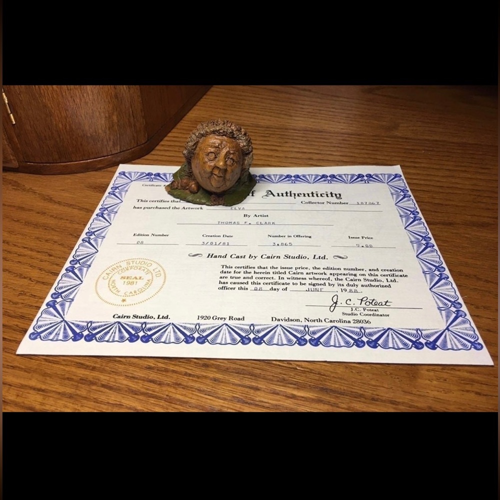 Tom Clark Elva w COA